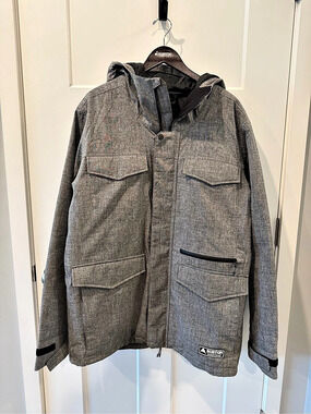 Burton Living Lining Ski Jacket Gray XL Like New